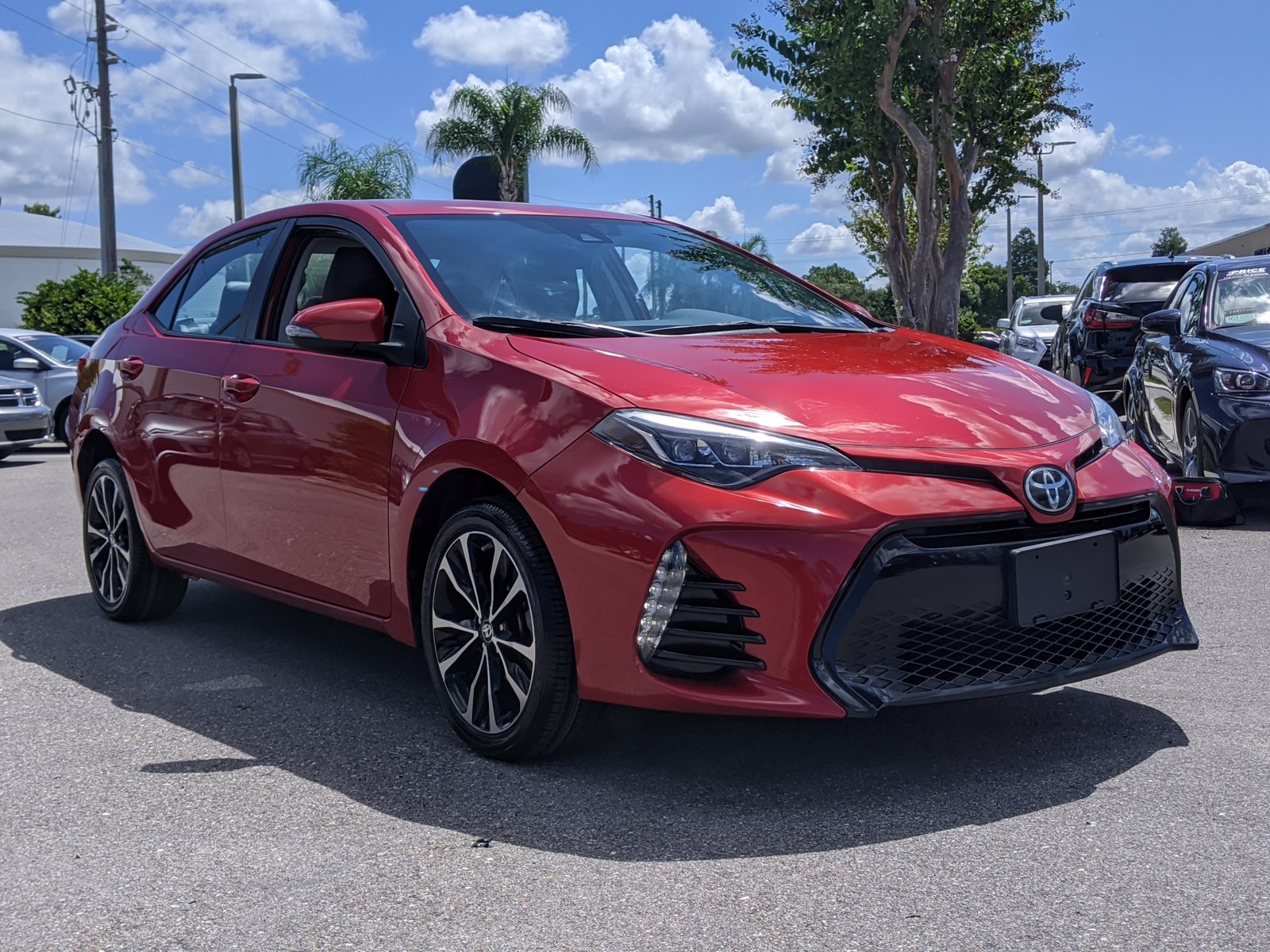 Pre-Owned 2017 Toyota Corolla SE